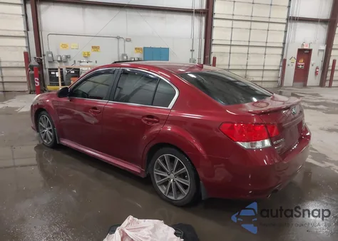 2014 Subaru Legacy 2.5 I Sport z USA, uszkodzony, nr VIN 4S3BMBH66E3013133